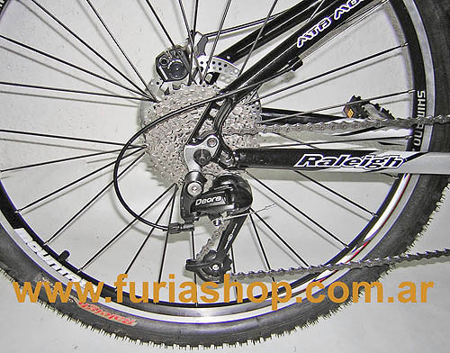 Bicicleta Raleigh Mojave 8.0
