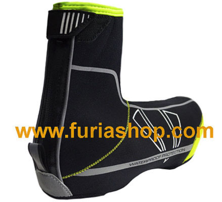 Botita cubre zapatillas neoprene