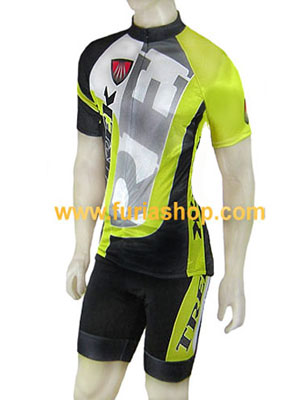equipo de ciclista coach