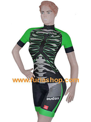 Equipo de mujer para ciclismo