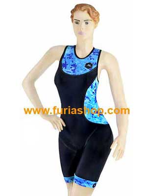 enterito deportivo mujer triatlon